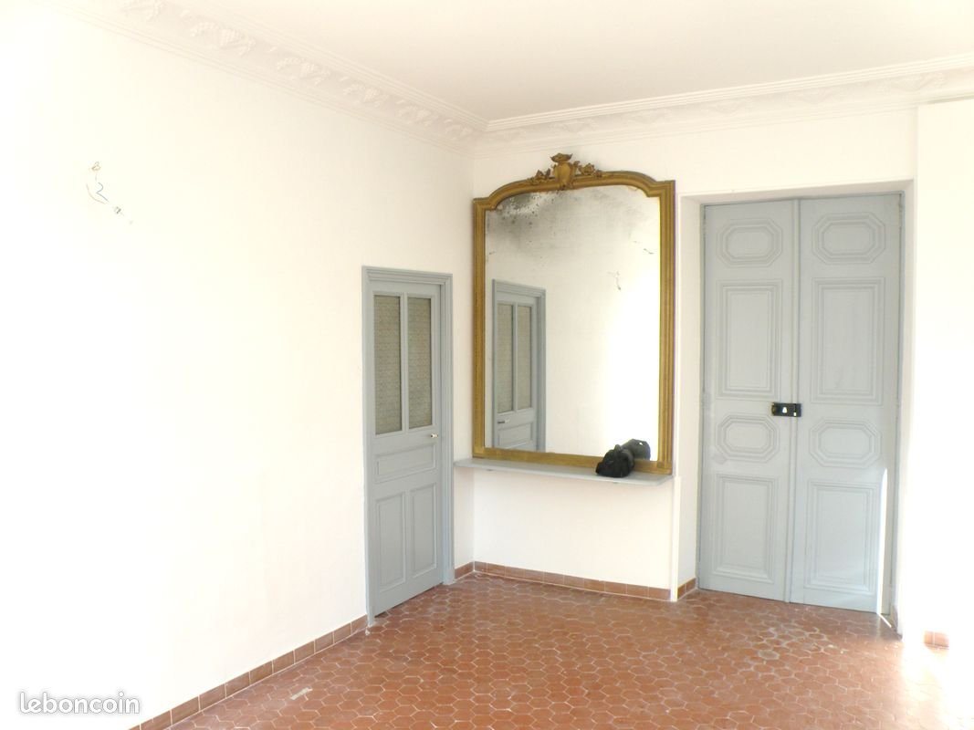 Appartement à louer, 29m², Cadenet