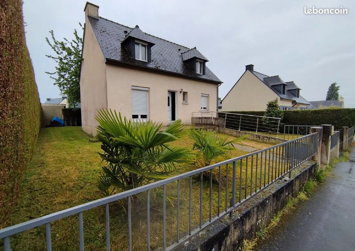 Maison à louer, 101m², Montreuil-le-Gast