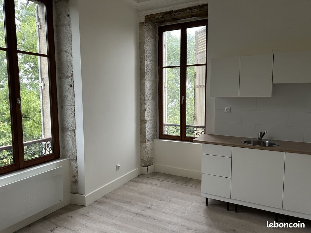 Appartement à louer, 17m², Périgueux