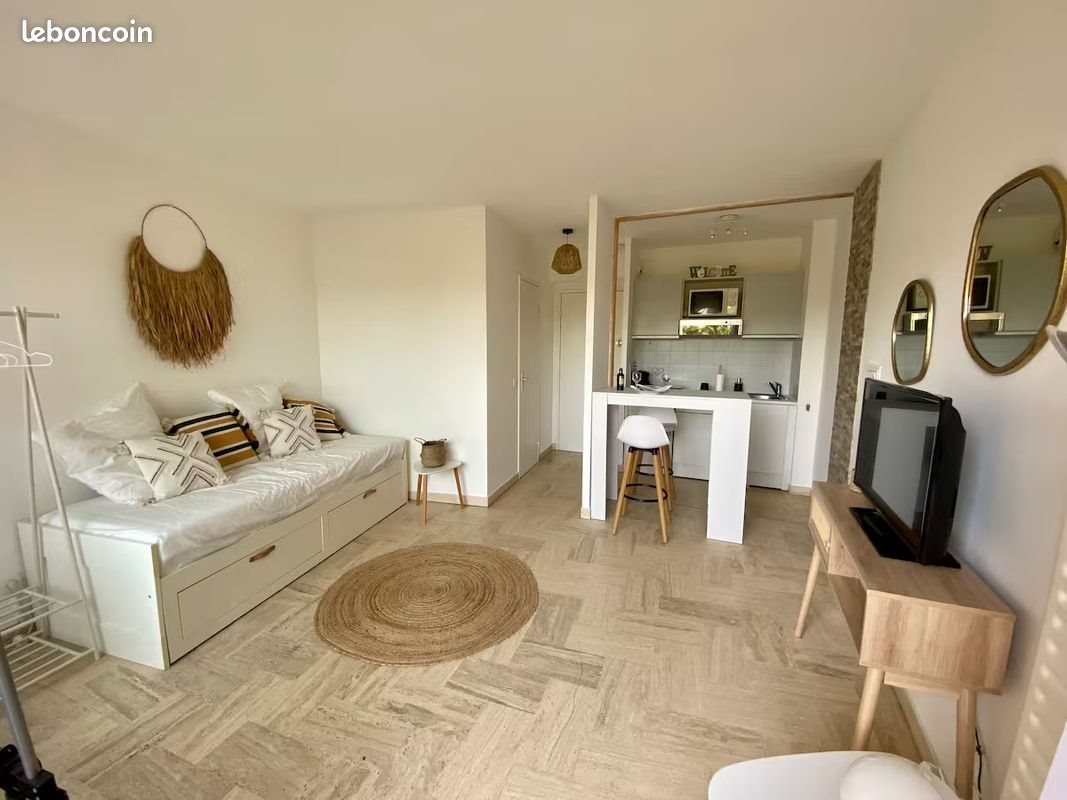 Appartement à louer, 20m², Mandelieu-la-Napoule