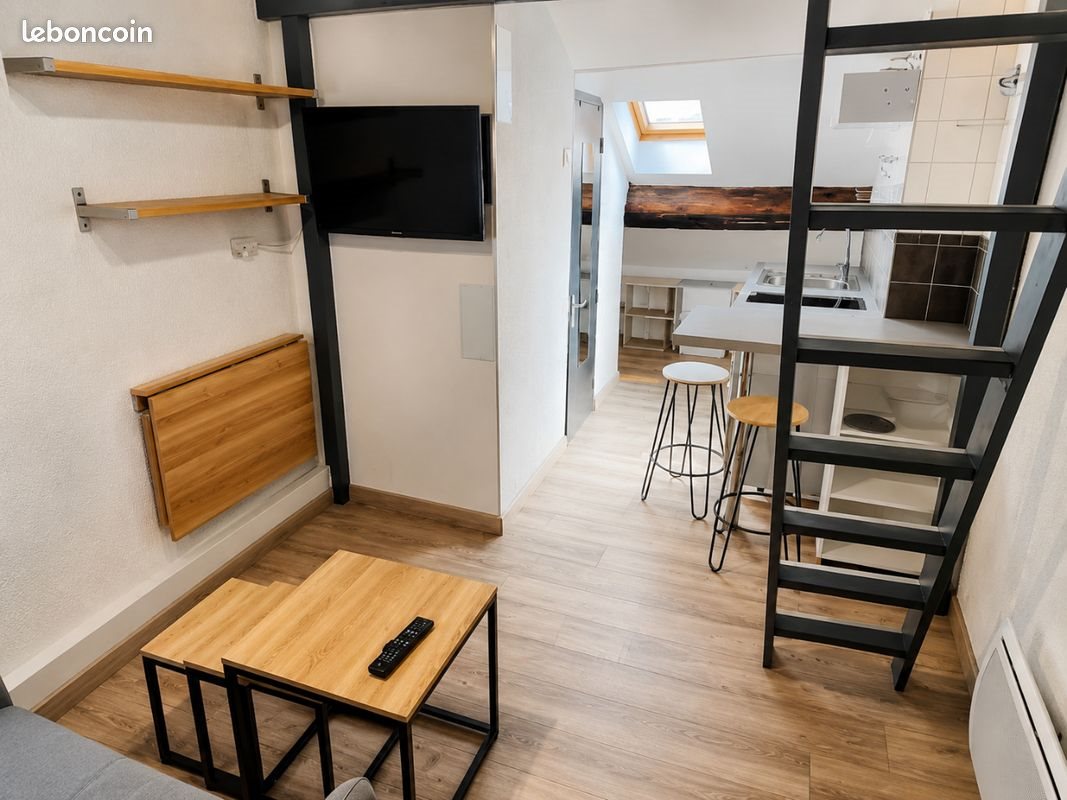 Appartement à louer, 13m², Millau