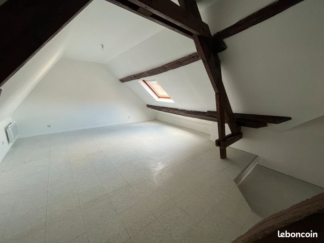 Appartement à louer, 55m², Seignelay