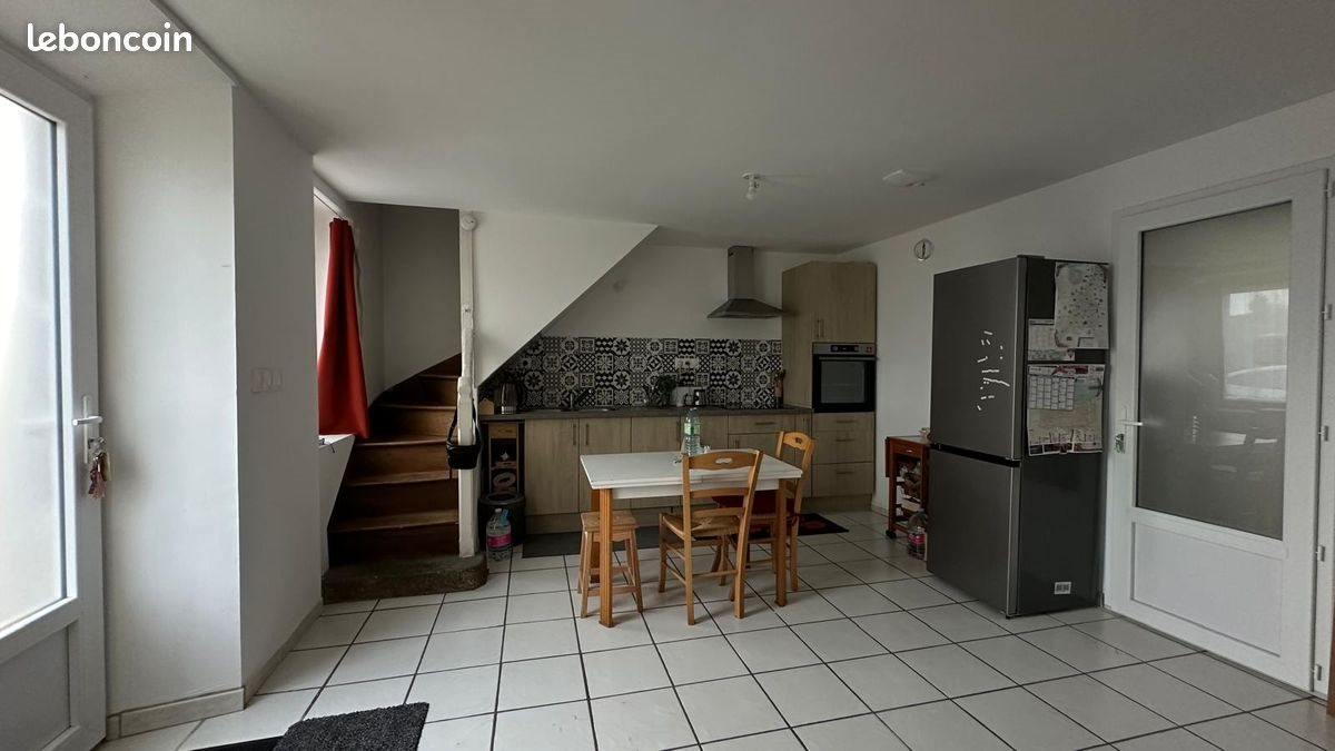 Maison à louer, 46m², Belle-Isle-en-Terre