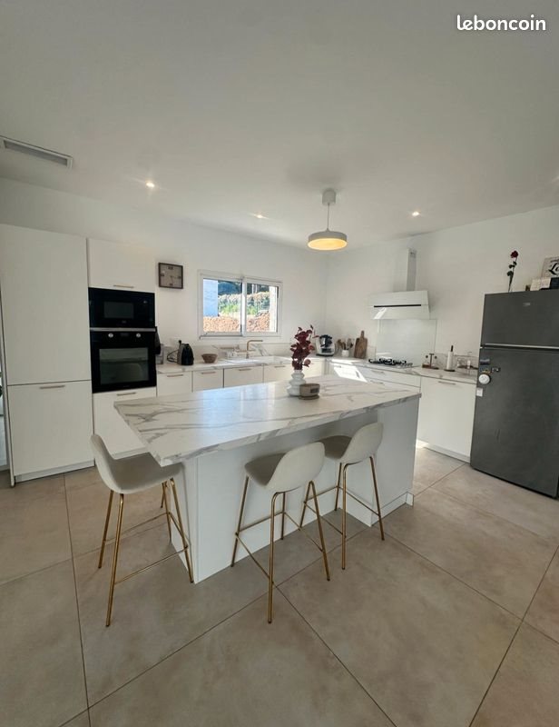 Maison à vendre, 110m², Pont-Saint-Esprit
