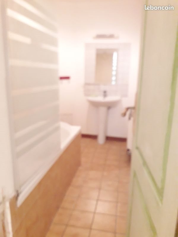 Appartement à louer, 92m², Viviers