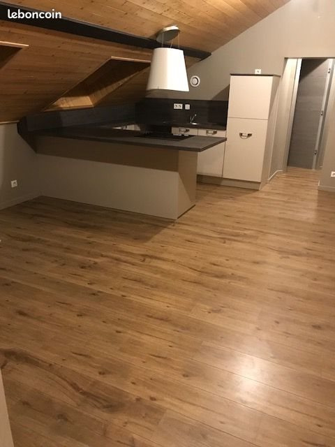 Appartement à louer, 76m², Valdahon