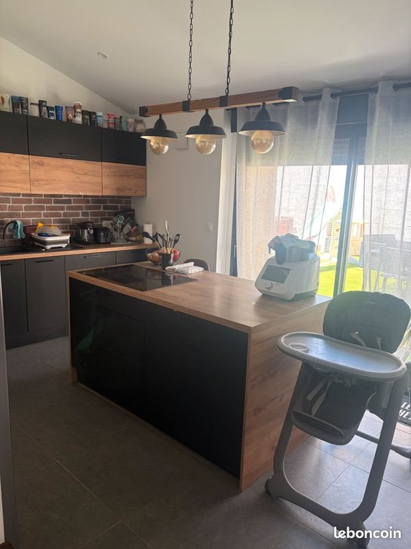 Maison à vendre, 120m², Quarante