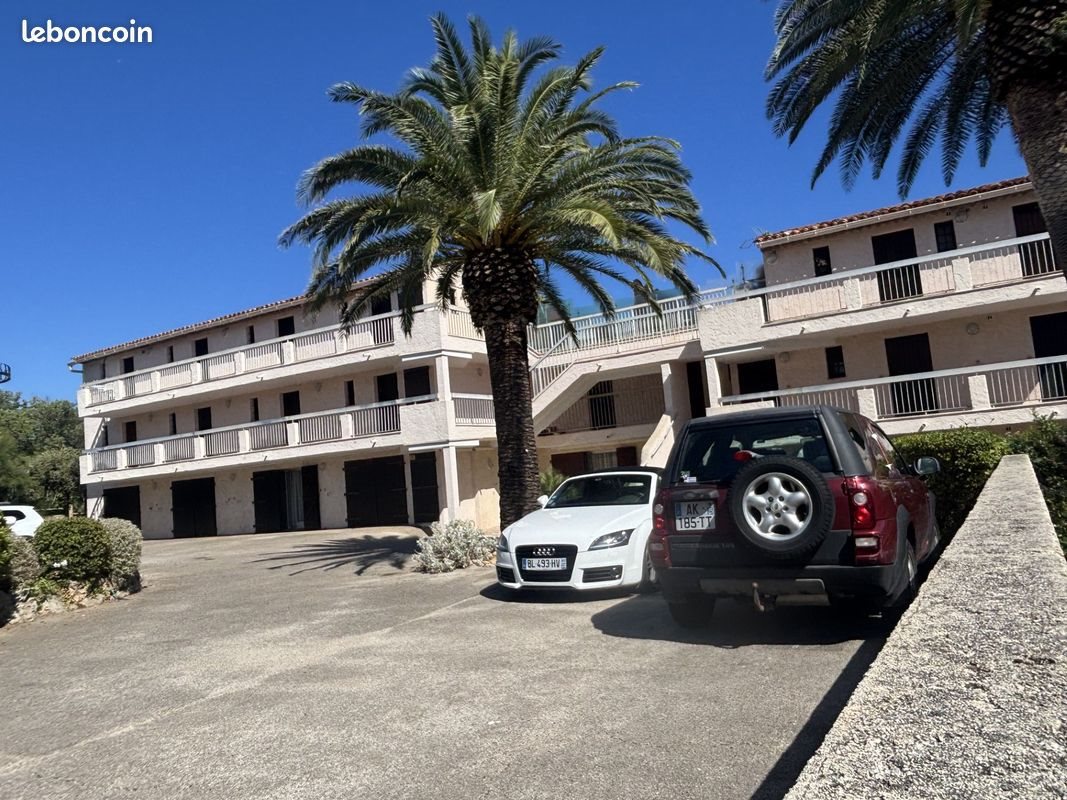Appartement à louer, 33m², Fréjus
