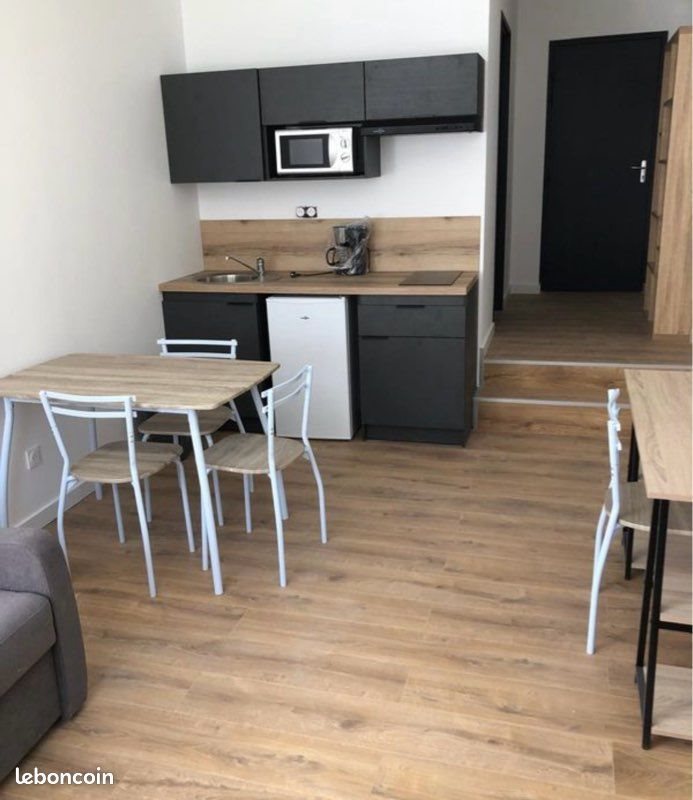 Appartement à louer, 28m², La Gaude