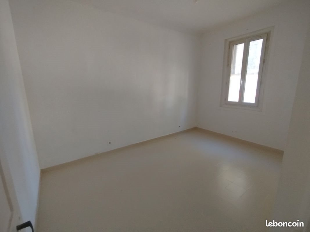 Appartement à louer, 45m², Arles