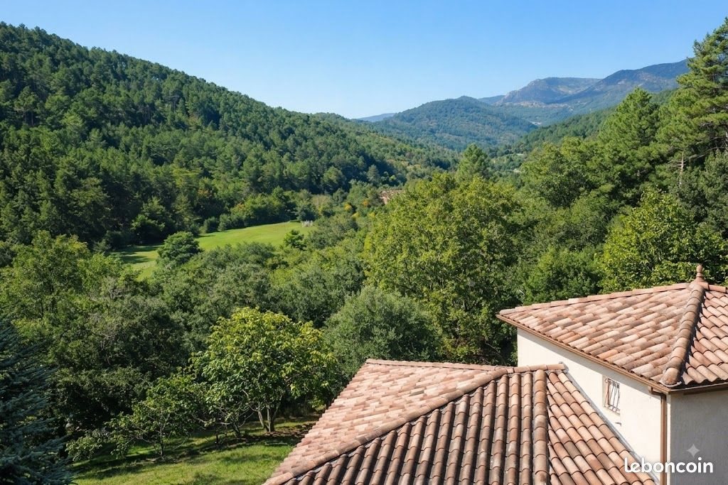 Maison à vendre, 135m², Sénéchas