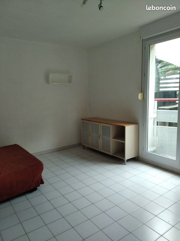 Appartement à louer, 22m², Nîmes