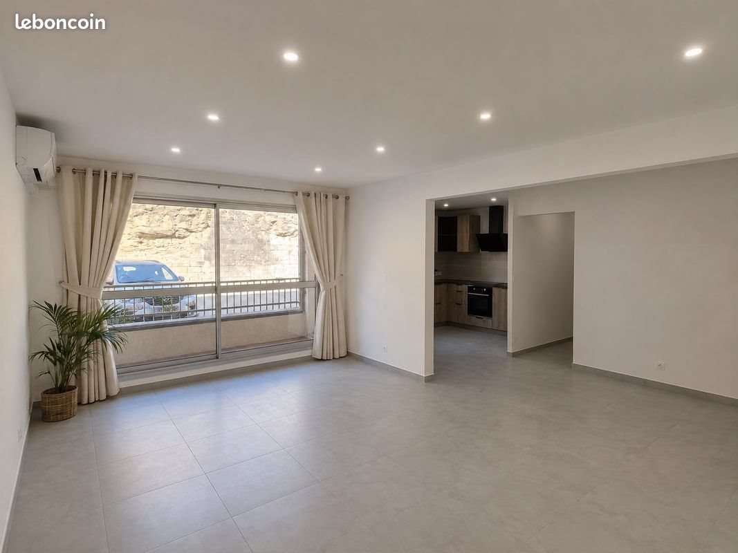 Appartement à vendre, 75m², Salon-de-Provence
