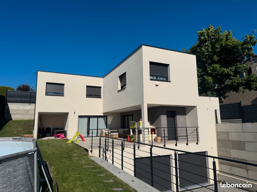 Maison à vendre, 150m², Pérignat-lès-Sarliève