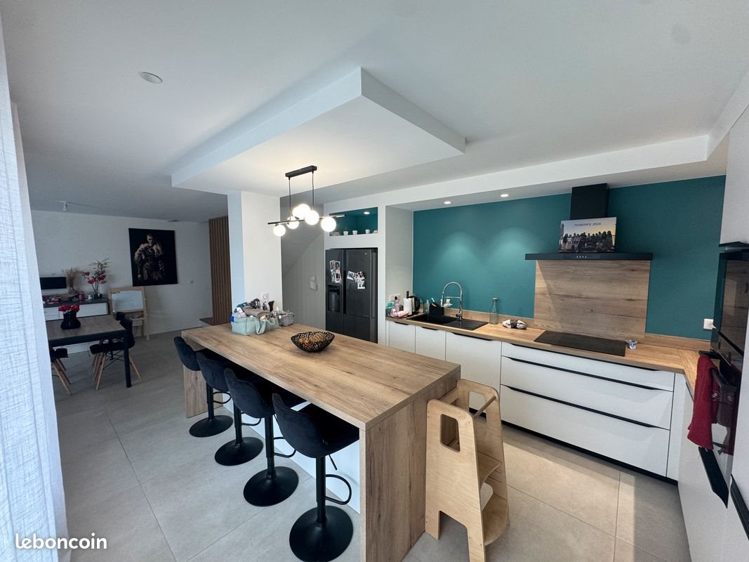 Maison à vendre, 150m², Pérignat-lès-Sarliève