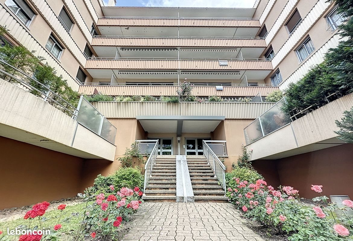 Appartement à louer, 23m², Saint-Etienne