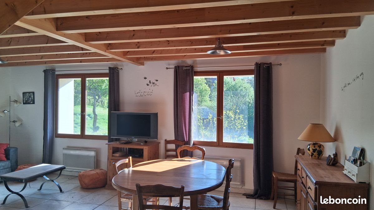 Appartement à louer, 90m², Chabottes