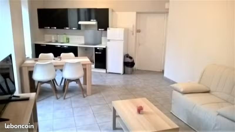 Appartement à louer, 31m², Fougères