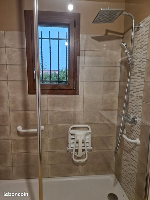 Maison à louer, 92m², Saint-Romain-d'Ay
