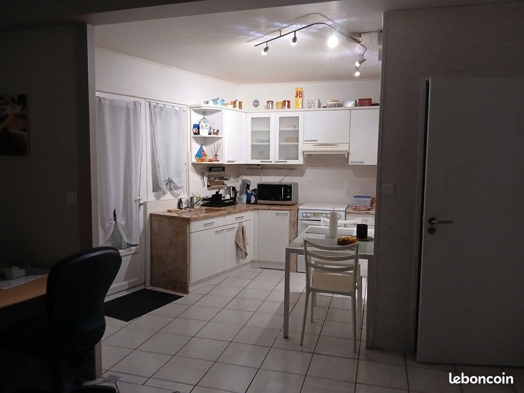 Appartement à louer, 50m², Saint-Pantaléon-de-Larche