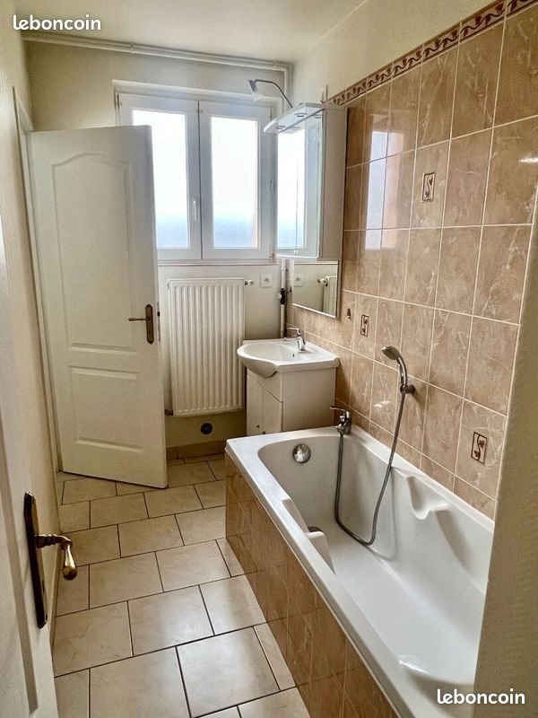 Appartement à louer, 57m², Homécourt