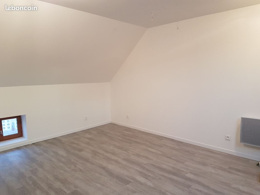 Appartement à louer, 45m², Couches