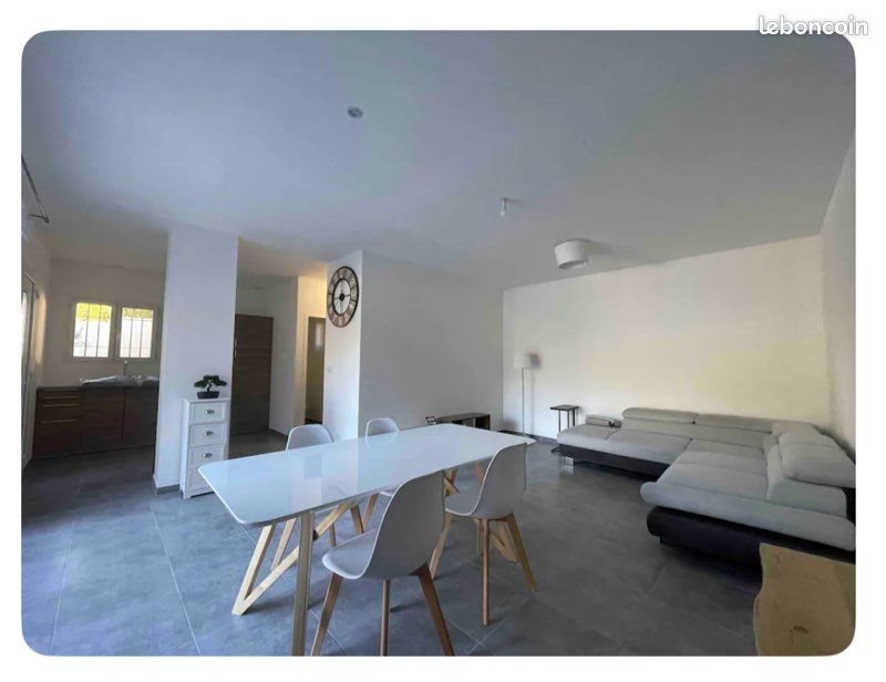 Appartement à louer, 50m², Nîmes