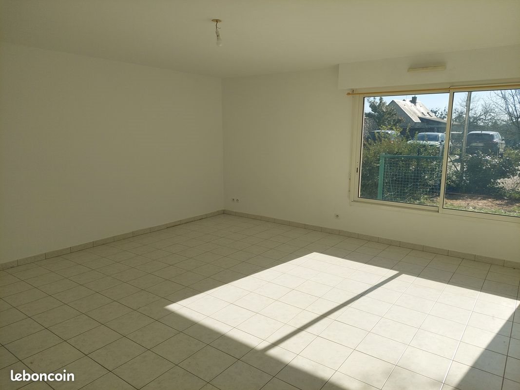 Appartement à louer, 70m², Saint-Ouën-des-Toits