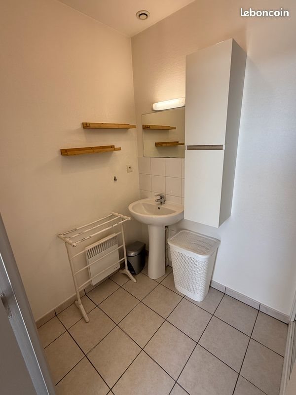 Appartement à louer, 32m², Retiers