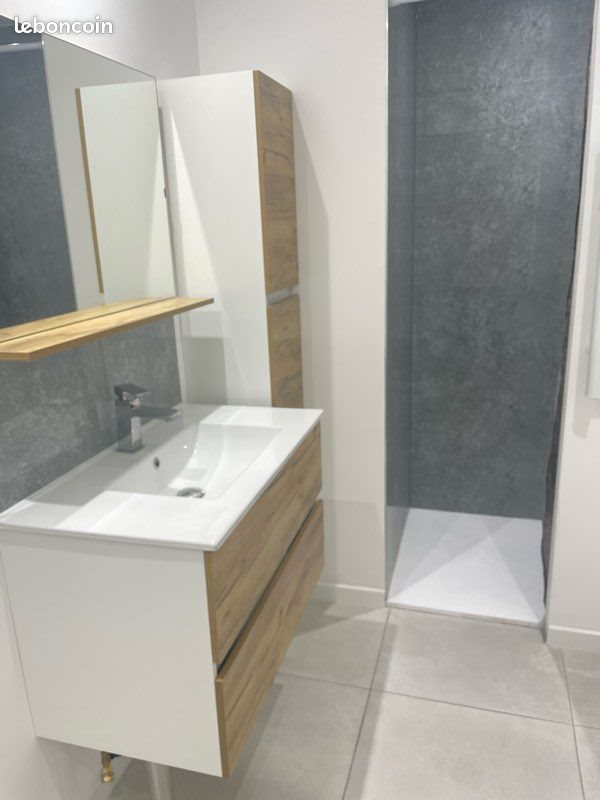 Appartement à louer, 57m², Mornas