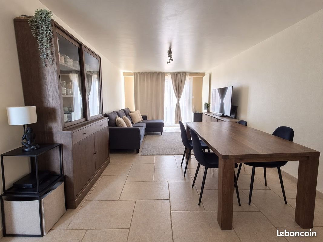 Appartement à louer, 76m², Annemasse