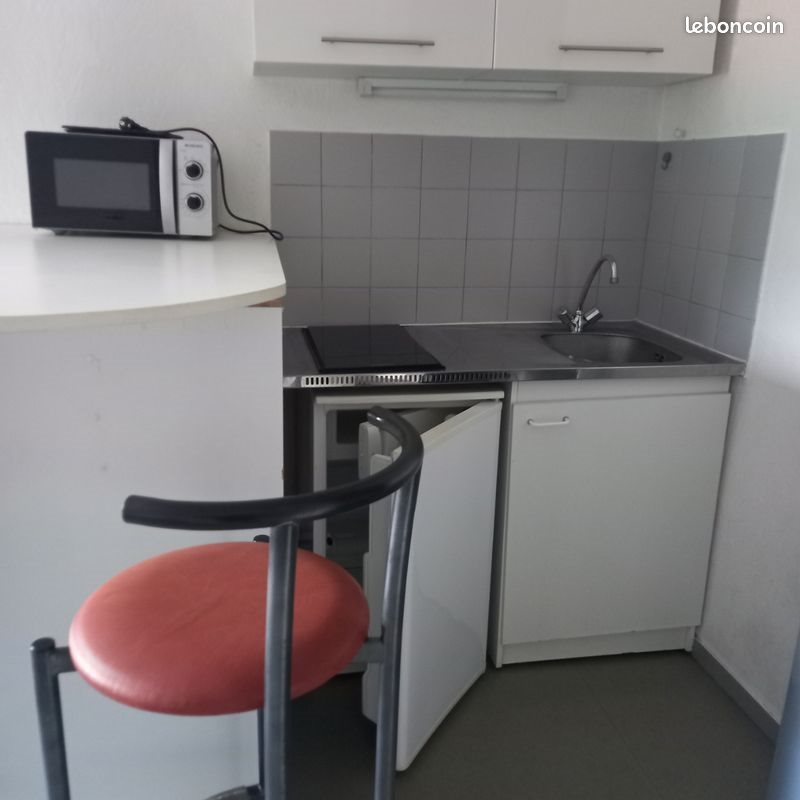 Appartement à louer, 18m², Pau