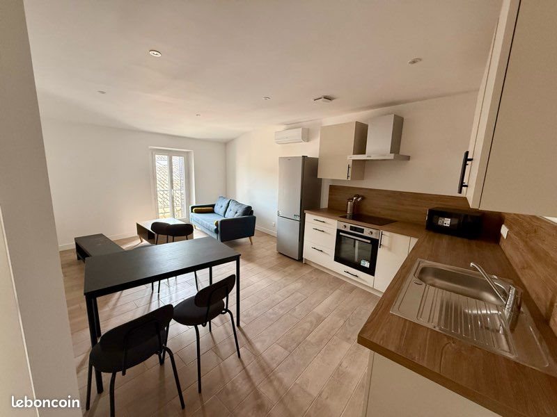 Appartement à louer, 48m², Oraison