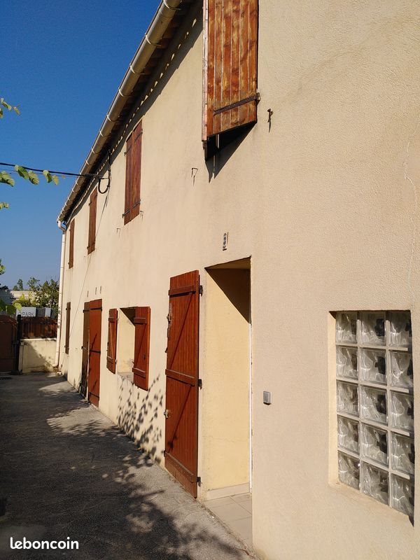 Appartement à louer, 28m², Marseille 9ème