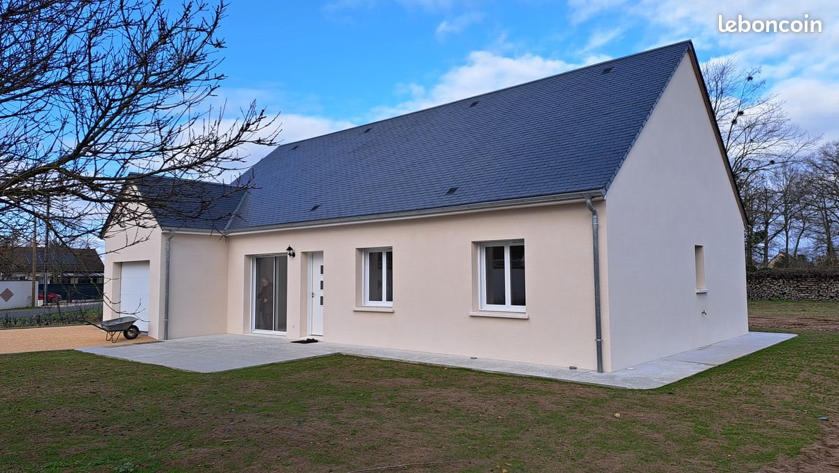 Maison à louer, 104m², Saint-Claude-de-Diray