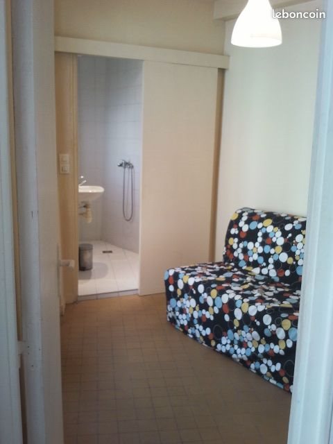 Appartement à louer, 20m², Paris 18ème