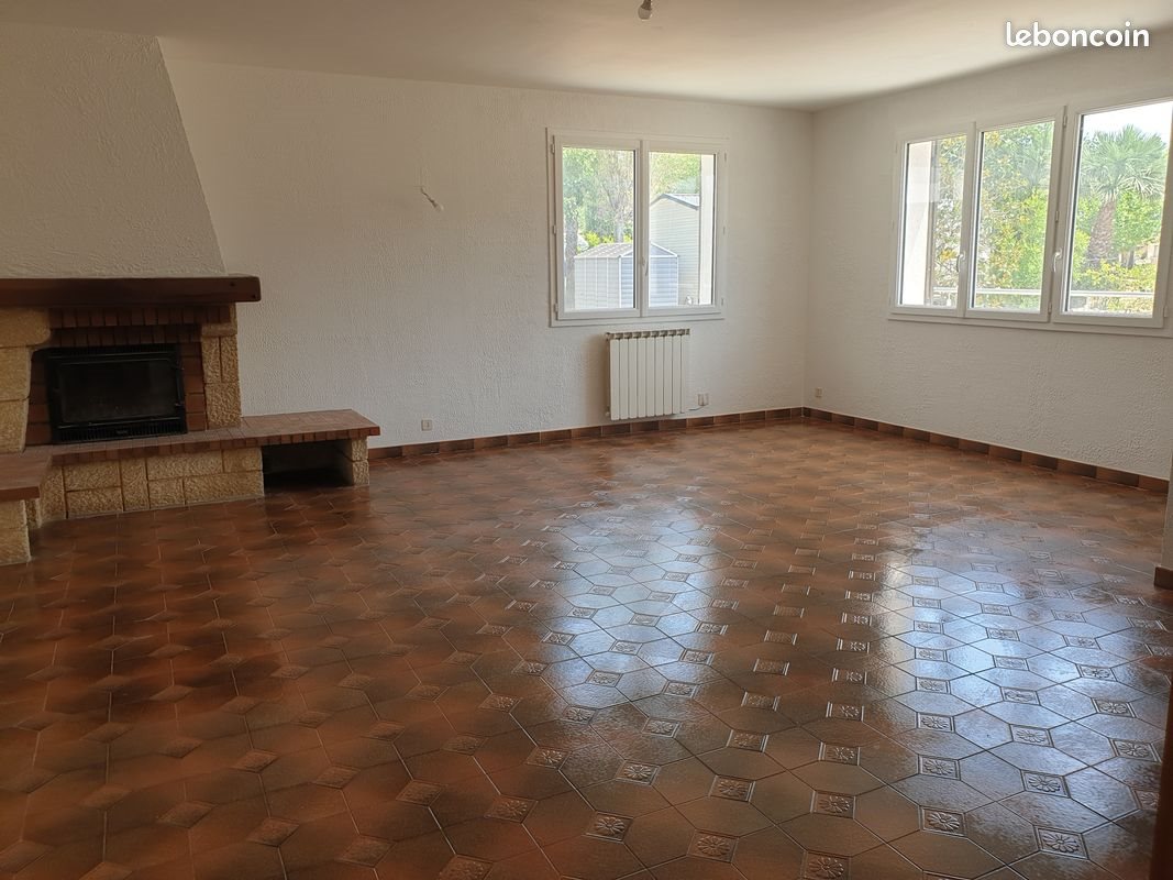 Maison à louer, 95m², Fréjus
