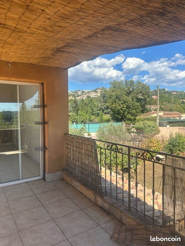 Appartement à louer, 38m², Fayence