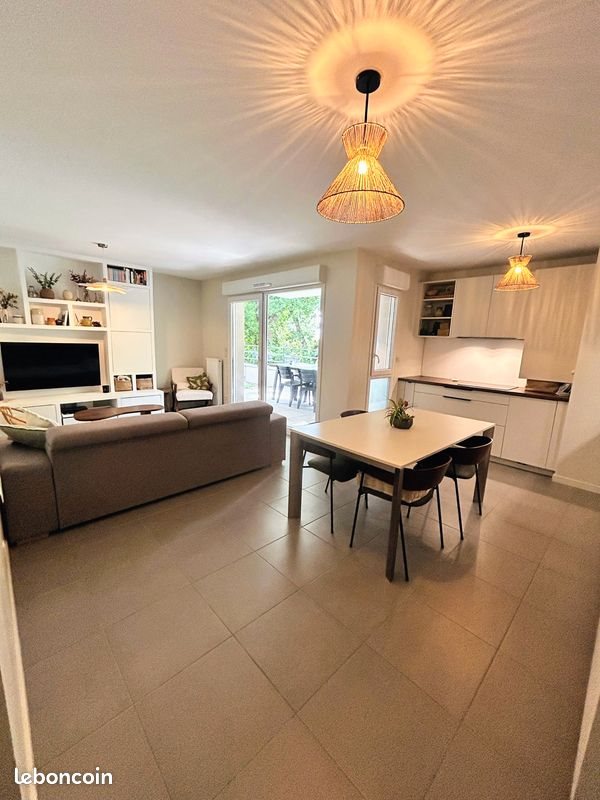 Appartement à vendre, 77m², Gleizé