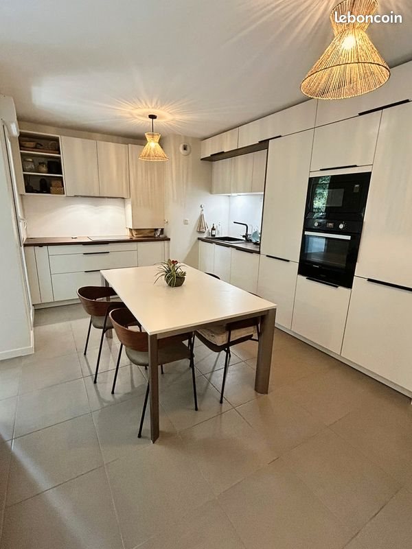 Appartement à vendre, 77m², Gleizé