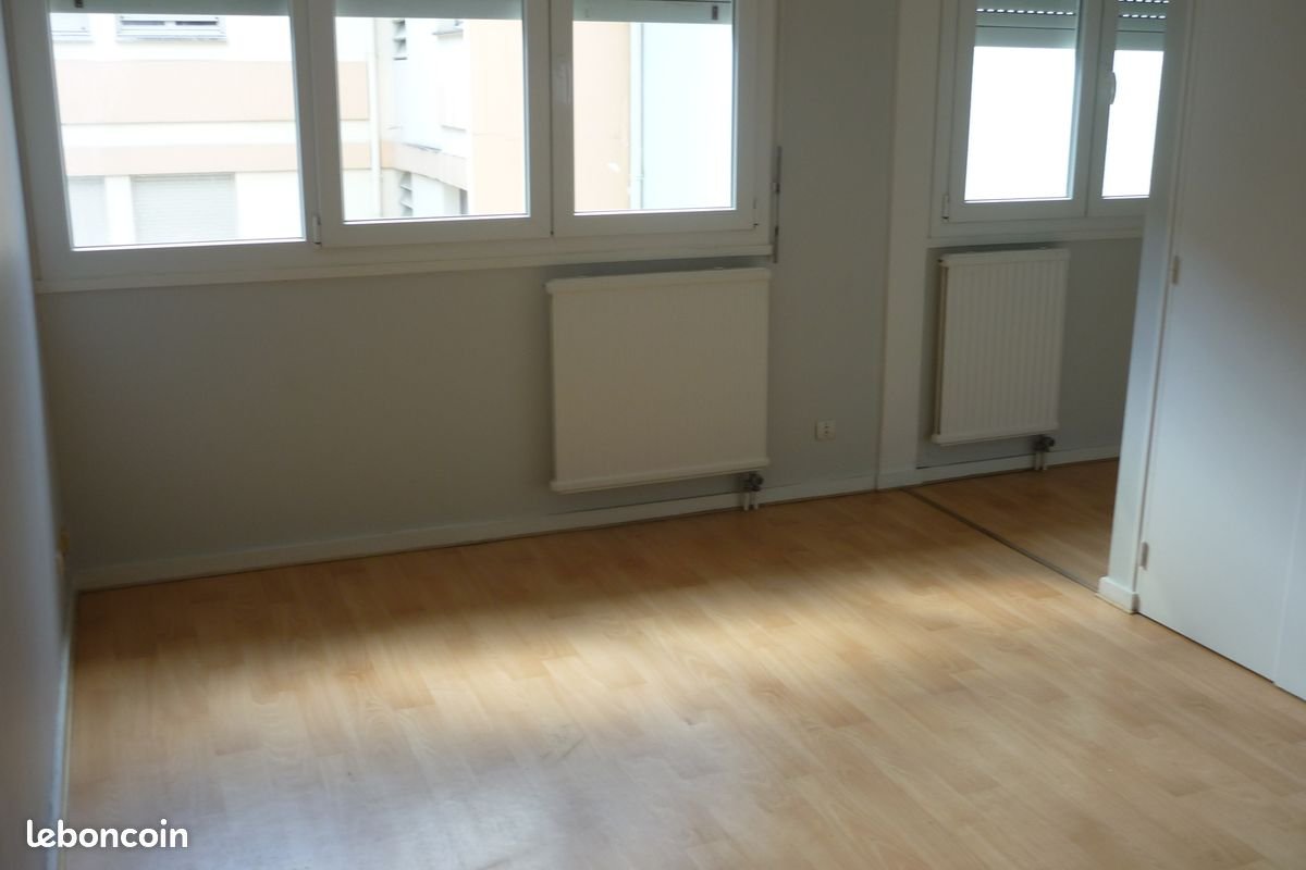 Appartement à louer, 27m², Pau