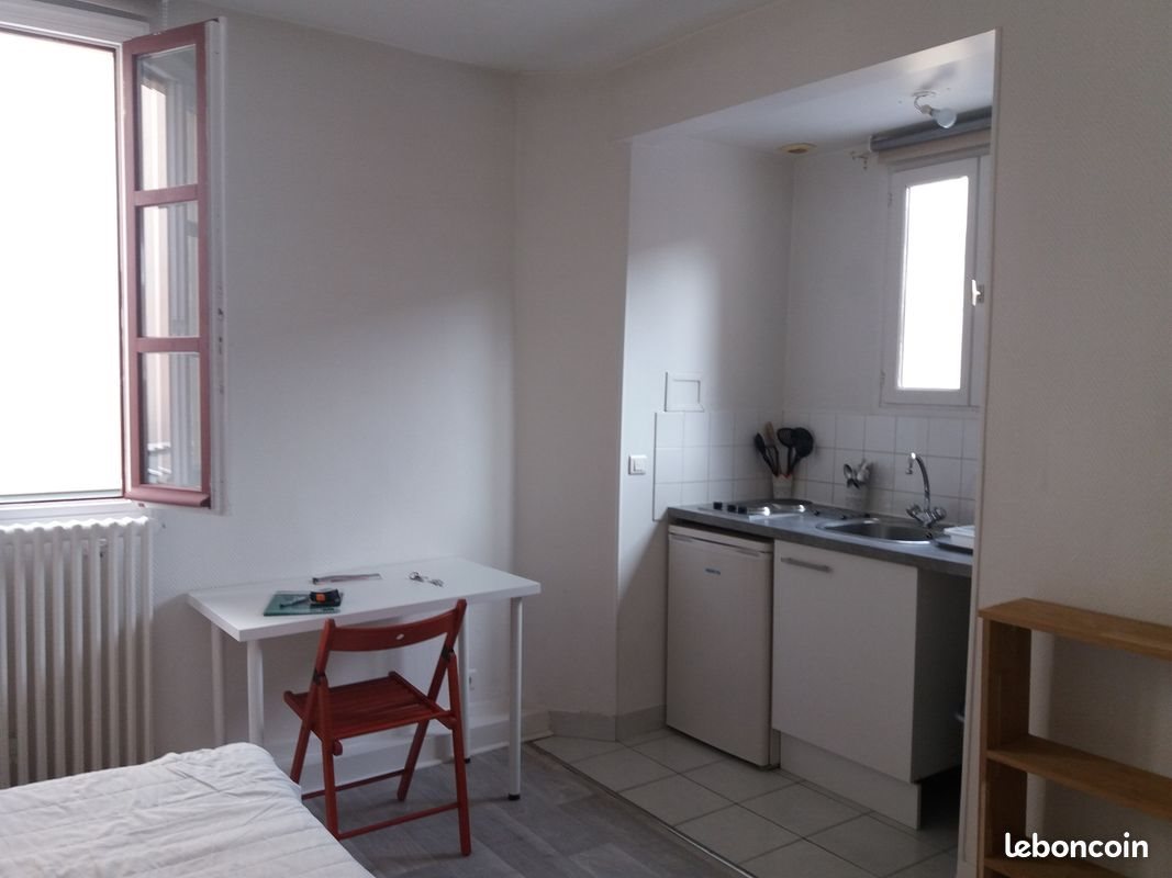 Appartement à louer, 15m², Versailles