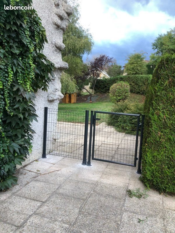 Maison à louer, 140m², Grilly