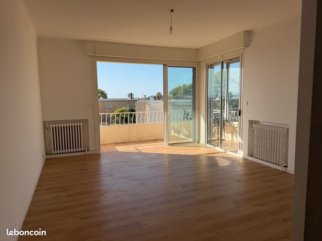 Appartement à louer, 64m², La Ciotat