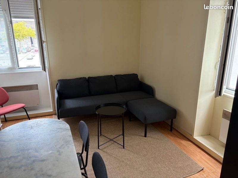 Appartement à louer, 25m², Saint-Nazaire
