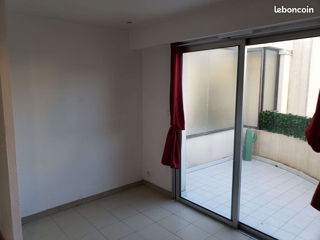 Appartement à louer, 18m², Villeneuve-Loubet