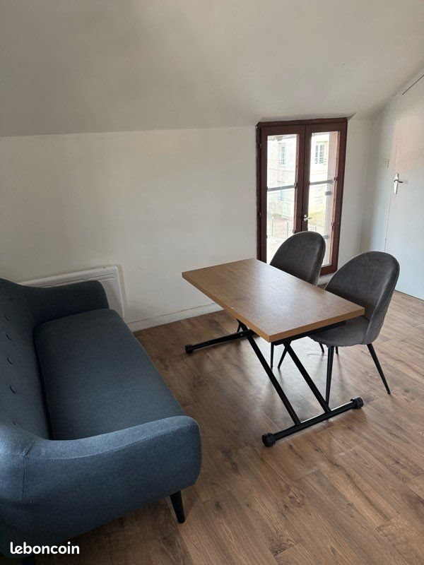 Appartement à louer, 26m², Lisieux