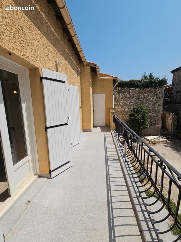 Appartement à louer, 112m², Châteaurenard