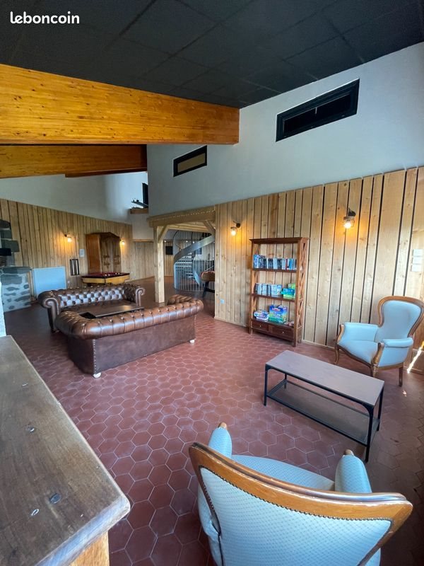 Appartement à vendre, 430m², Laveissière