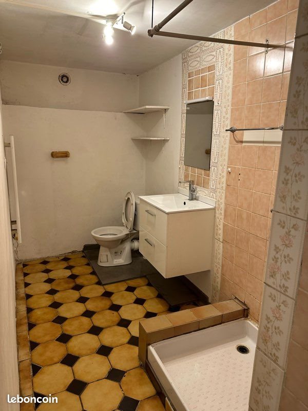 Maison à louer, 85m², Aramon